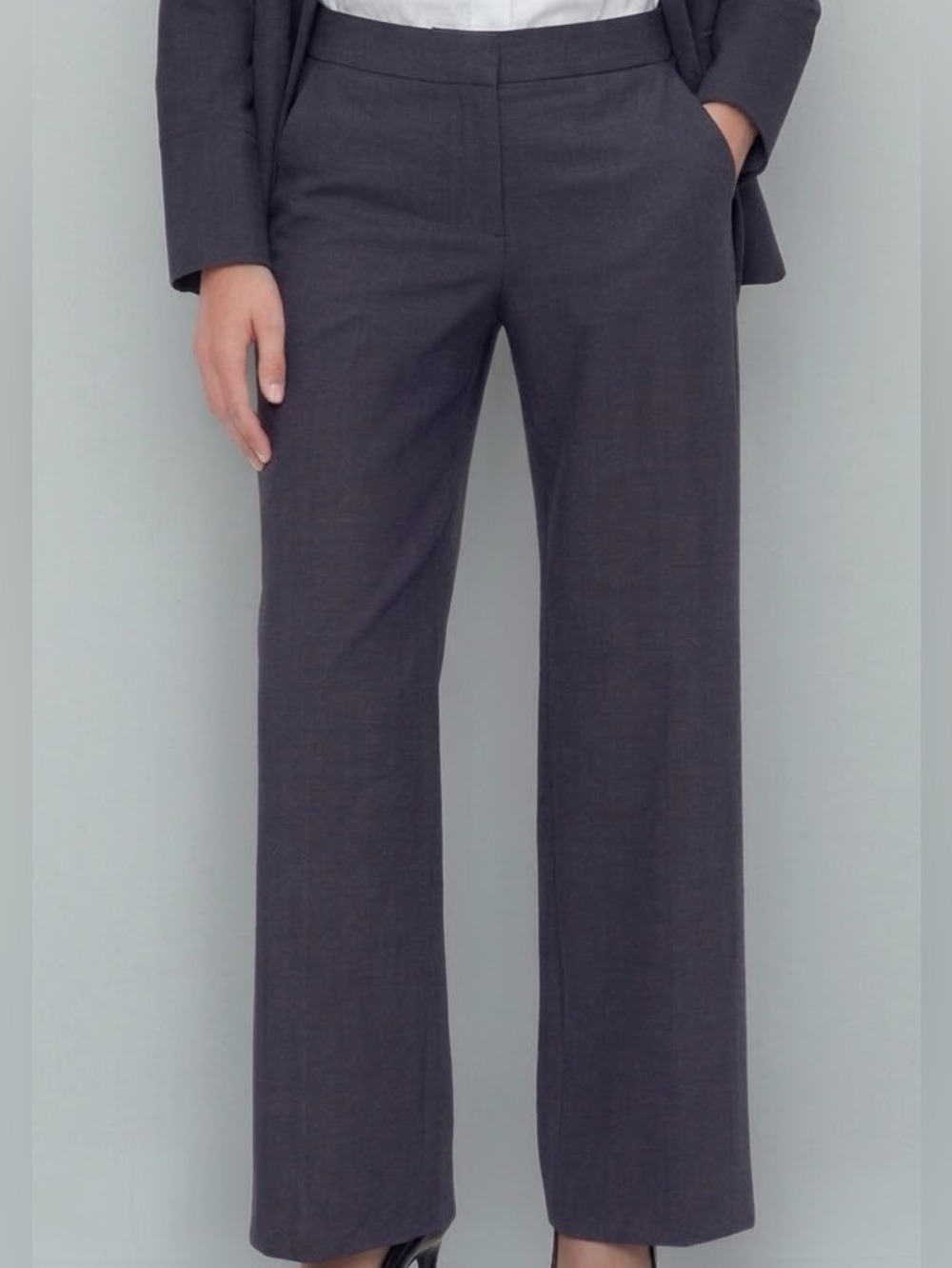 GapStudio Low Rise Loose
Trousers / Navy blue heather: Size 10